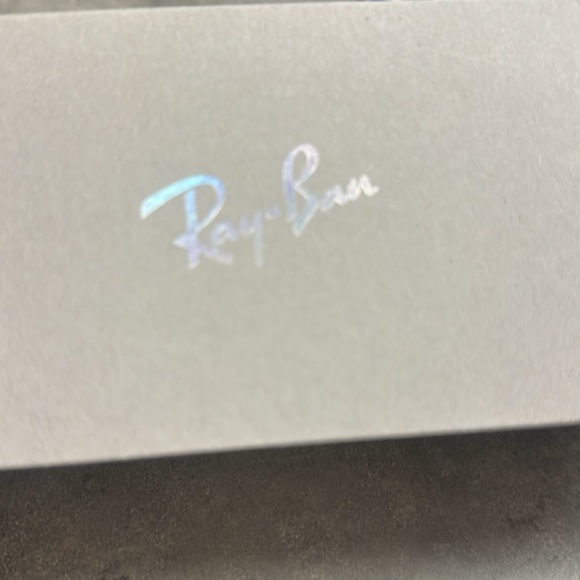 Change collection Ray-Ban Frame - Picture 3 of 7